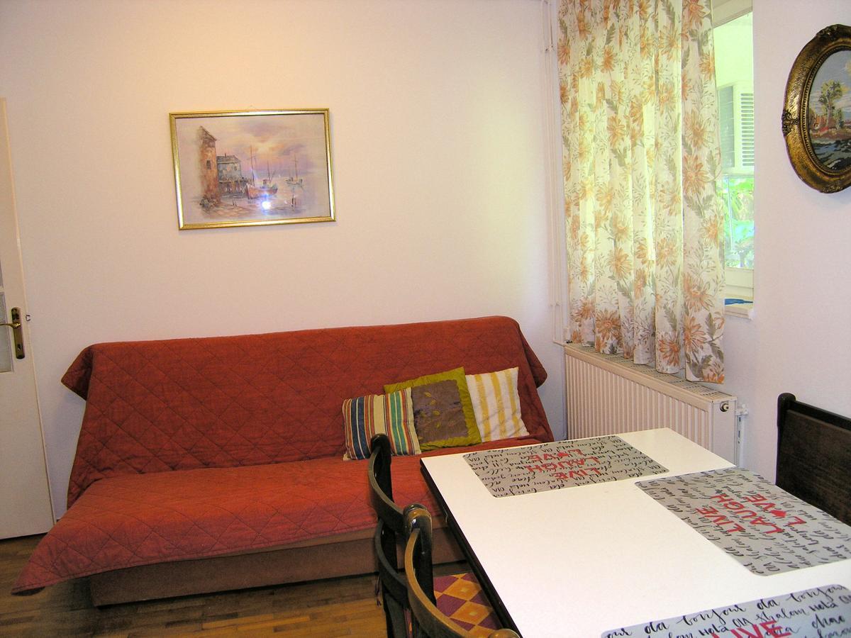 קרק Apartmani Iskra מראה חיצוני תמונה